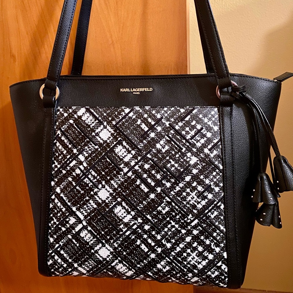 Karl Lagerfeld Purse